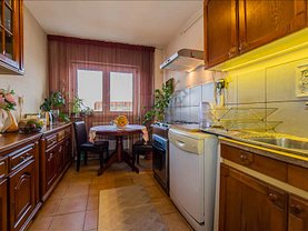 Apartament de vânzare 4 camere în Brasov, Harmanului