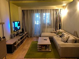 Apartament de vânzare 2 camere în Targu-Jiu, Central
