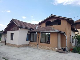 Casa 4 camere în Targu-Jiu, Central