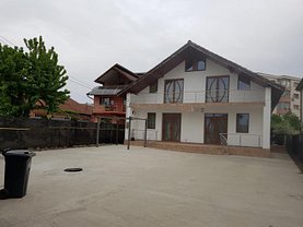 Casa 5 camere în Targu-Jiu, Central