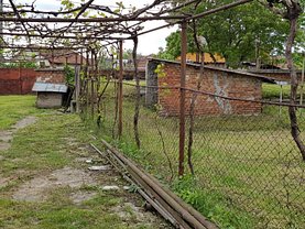 Teren construcţii de vânzare în Targu-Jiu, Central