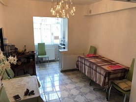 Apartament de vânzare 3 camere în Zalau, Sud