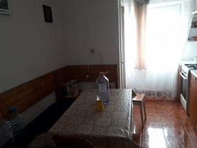 Apartament de vânzare 3 camere în Zalau, Central