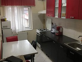 Apartament de vânzare 3 camere în Zalau, Central