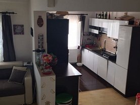 Apartament de vânzare 3 camere în Zalau, Sud