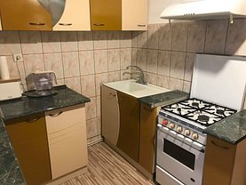 Apartament de vânzare 3 camere în Zalau, Central