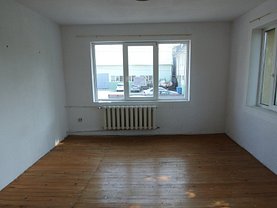 Apartament de vânzare 3 camere în Bistrita, Sud