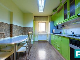 Apartament de vânzare 4 camere în Arad, Aurel Vlaicu
