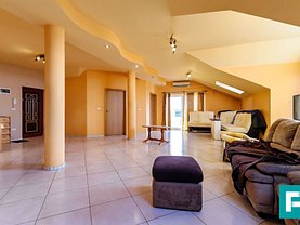 Apartament de închiriat 3 camere în Arad, Intim