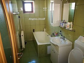 Apartament de vânzare 3 camere în Tulcea, Central