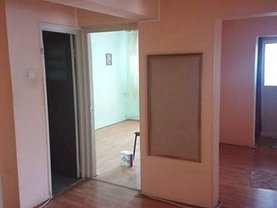 Apartament de vânzare 4 camere în Tulcea, Pacii