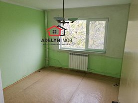 Apartament de vânzare 3 camere în Tulcea, Piata Noua