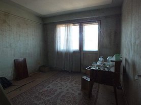 Apartament de vânzare 3 camere în Sfantu Gheorghe, Semicentral