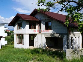 Casa 5 camere în Bistrita, Nord