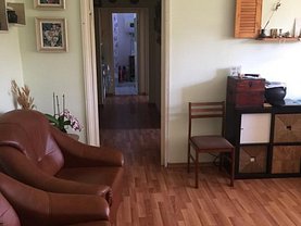Apartament de vânzare 3 camere în Galati, Micro 16