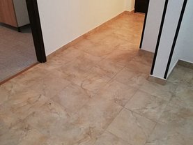 Apartament de vânzare 3 camere în Piatra-Neamt, Precista