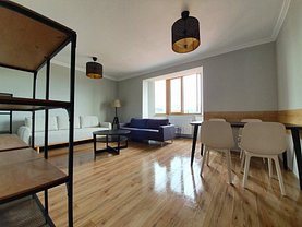 Apartament de vânzare 3 camere în Deva, 22 Decembrie