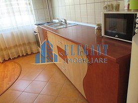 Apartament de închiriat 3 camere în Craiova, 1 Mai