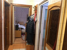 Apartament de vânzare 3 camere în Tulcea, Central