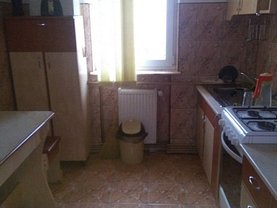 Apartament de vânzare 2 camere în Piatra-Neamt, Maratei