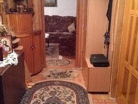 Apartament de vânzare 3 camere în Piatra-Neamt, Calea Romanului