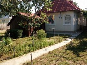 Casa 2 camere în Piatra-Neamt, Exterior Est