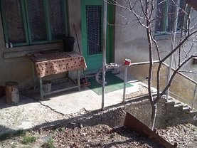 Casa 2 camere în Piatra-Neamt, Central