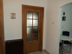 Apartament de vânzare 2 camere în Ramnicu Valcea, Cartierul Traian
