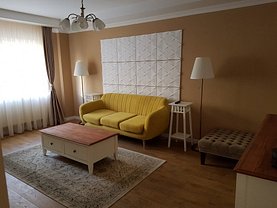 Apartament de vânzare 3 camere în Ramnicu Valcea, Traian