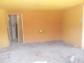 Casa 5 camere în Targoviste, Priseaca