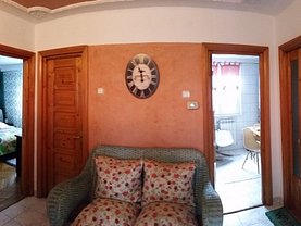 Apartament de vânzare 3 camere în Bacau, Banca Nationala