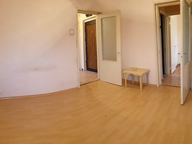 Apartament de vânzare sau de închiriat 2 camere în Bacau, Orizont