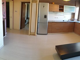 Apartament de vânzare 3 camere în Bacau, 9 Mai