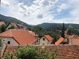 Apartament de vânzare 3 camere în Brasov, Centrul Istoric