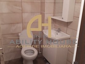Apartament de vânzare 4 camere în Botosani, Est