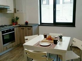 Apartament de vânzare 2 camere în Brasov, Tractorul