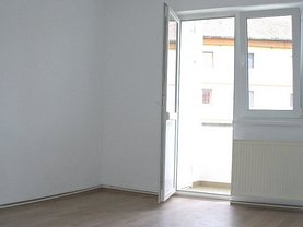 Apartament de vânzare 3 camere în Sibiu, Strand