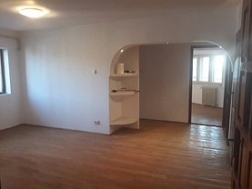 Apartament de vânzare 3 camere în Buzau, Balcescu