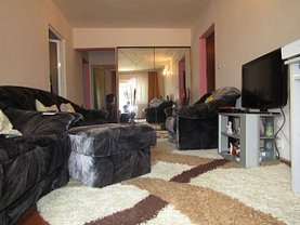 Apartament de vânzare 4 camere în Targoviste, Micro 12