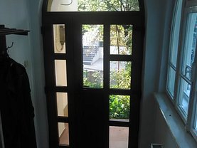 Casa 4 camere în Pitesti, Central