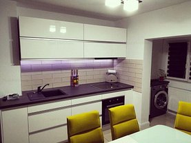 Apartament de vânzare 2 camere în Bistrita, Decebal