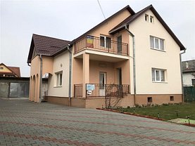 Casa 5 camere în Bistrita, Central