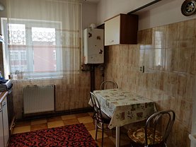 Apartament de vânzare 3 camere în Deva, Bejan