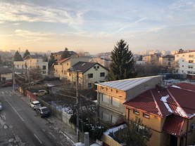 Apartament de vânzare 3 camere în Bucuresti, Brancoveanu