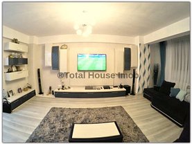 Apartament de vânzare 3 camere în Ploiesti, 9 Mai