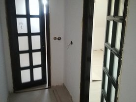 Apartament de vânzare 2 camere în Iasi, Cug