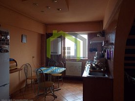 Penthouse de vânzare 4 camere în Buzau, Brosteni