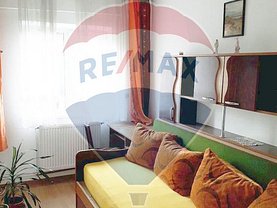 Apartament de vânzare 3 camere în Ramnicu Valcea, Central
