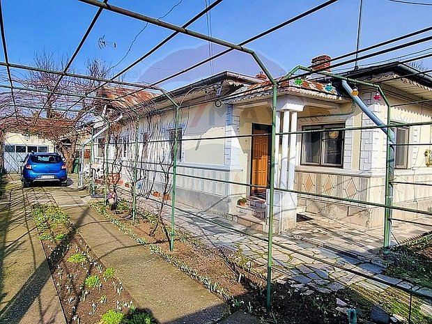 Casa Cu 3 Camere De Vanzare In Zona Parc Bazilescu Casa Vila Cu 3