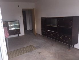 Apartament de vânzare 4 camere în Drobeta Turnu-Severin, Central